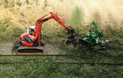  Mechanical tree and vegetation clearance